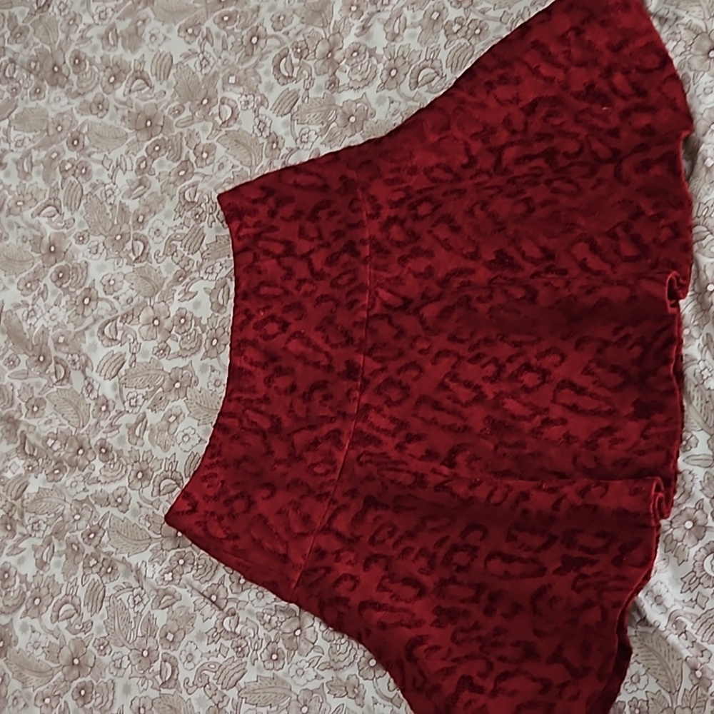 Free People skirt size Small textured cheetah print